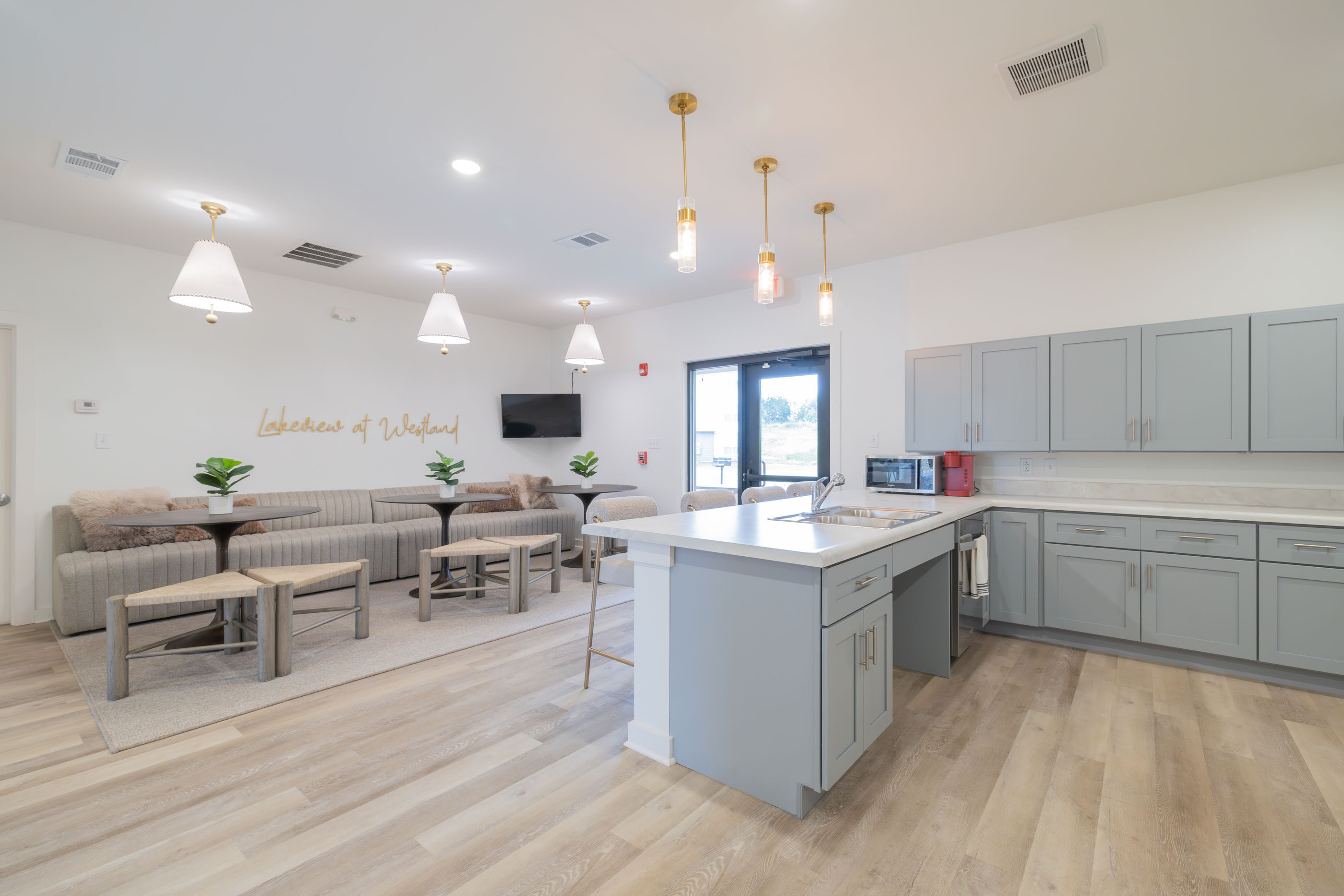 Lakeview at Westland 09